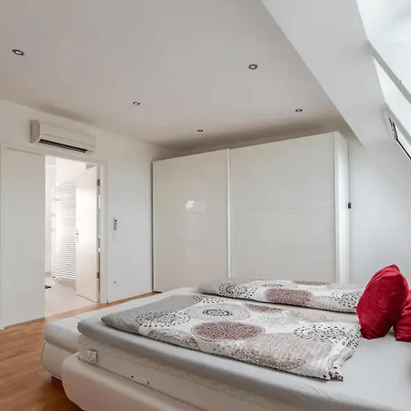 10-12 Personen - Luxus Penthouse Zentrum - Thomaskirche * Leipzig